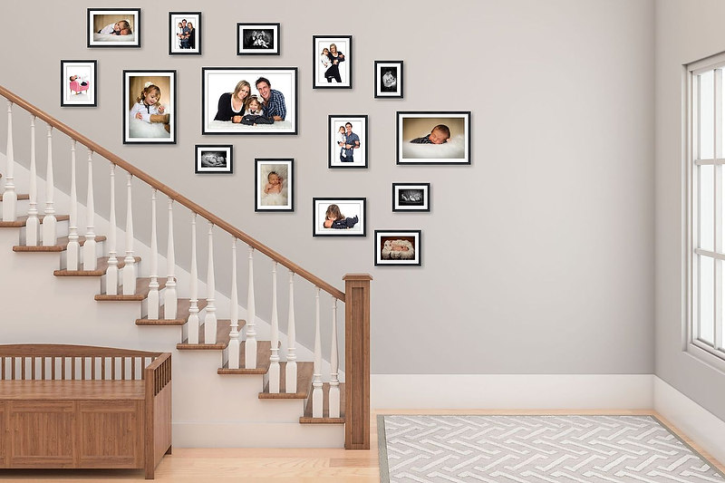 https://craigstewartphotography.com.au/wp-content/uploads/2018/09/The-Family-Wall-Family-Portrait-Product-670x497.jpg